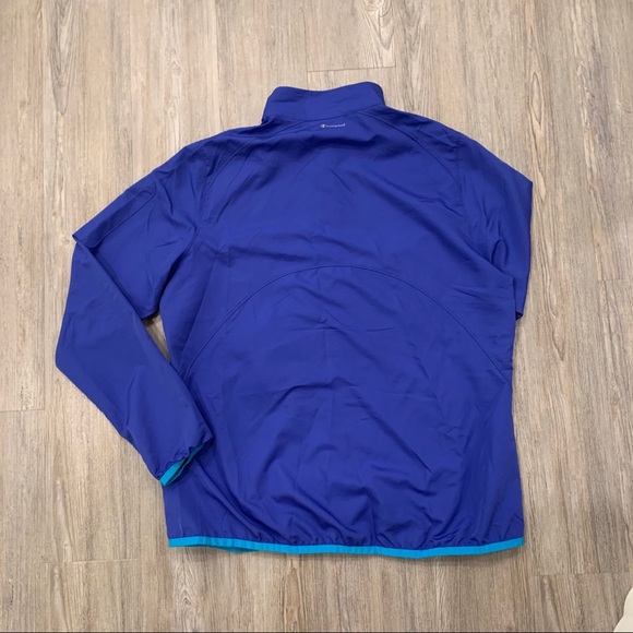 Champion Lightweight Jacket - Picture 2 of 6